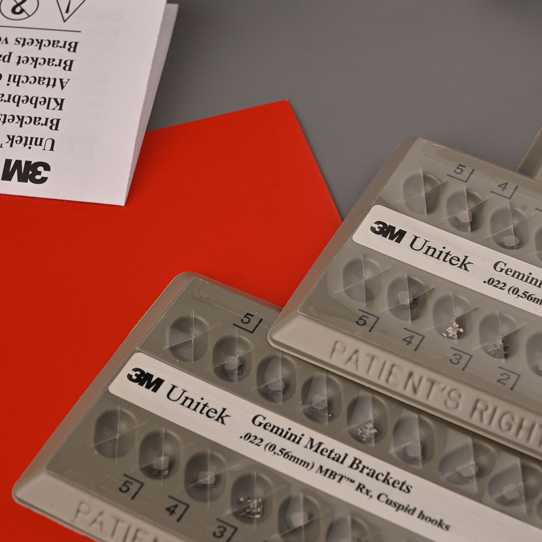 براکت فلزی 3M - 7